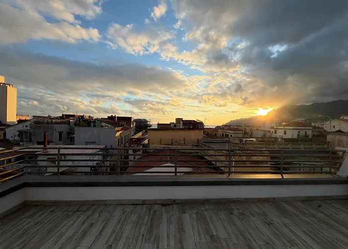 Apartman Con Terrazza Panoramica - Centro